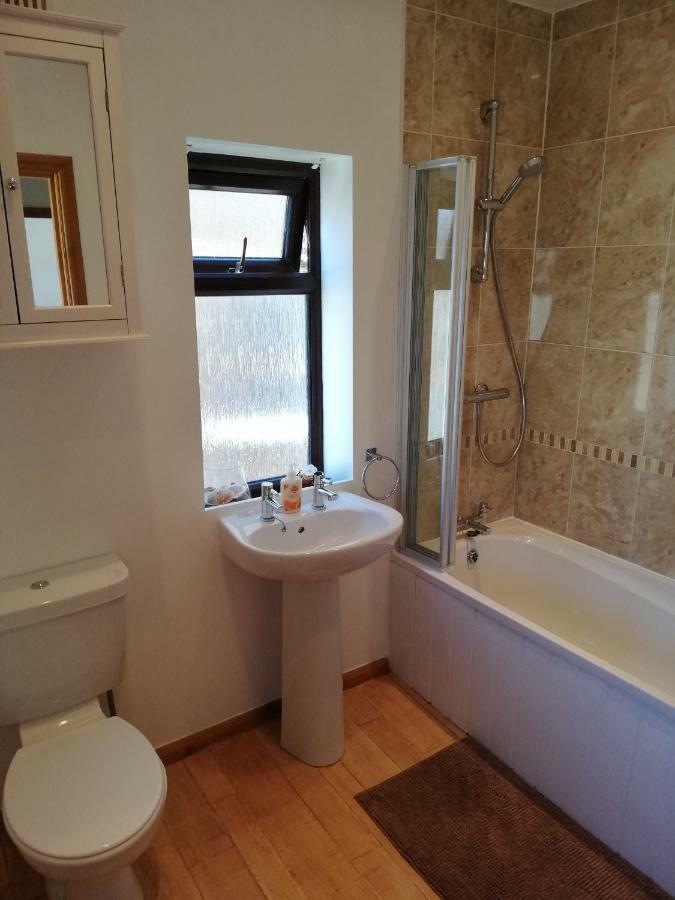 Clay Cross Nice Rooms In Queen House المظهر الخارجي الصورة